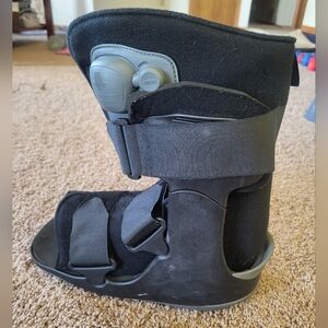 Breg Black Medical Walking Boot